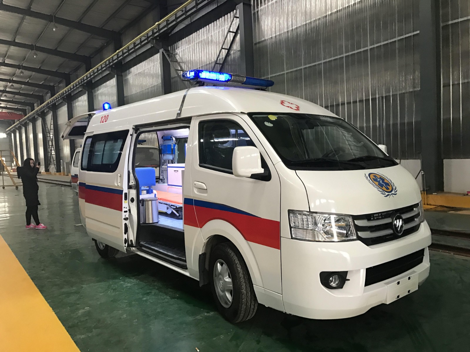 雷波县救护车转院